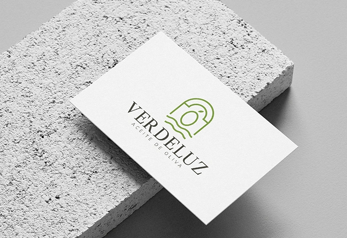 Proyecto Logotipo para marca de aceite de oliva Verdeluz